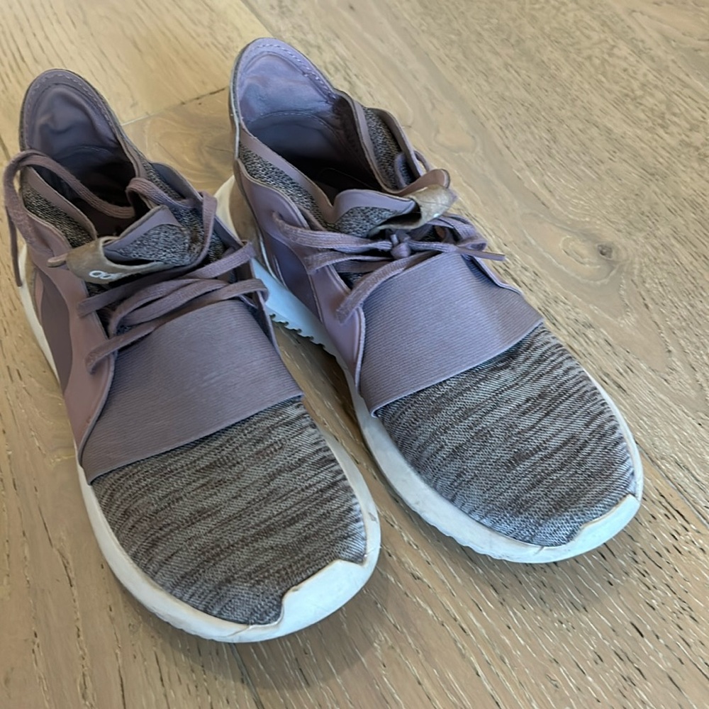 Adidas tubular sneakers women